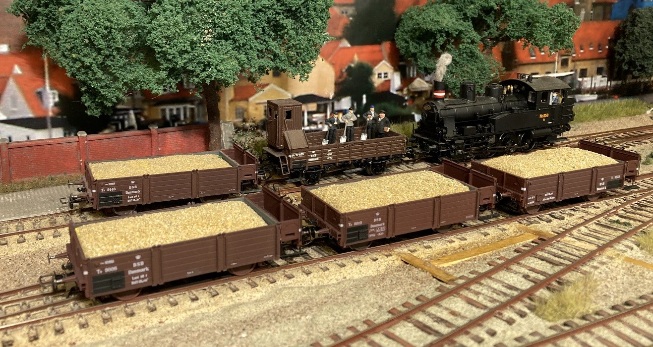 Hobbytrade HT vogne med sand